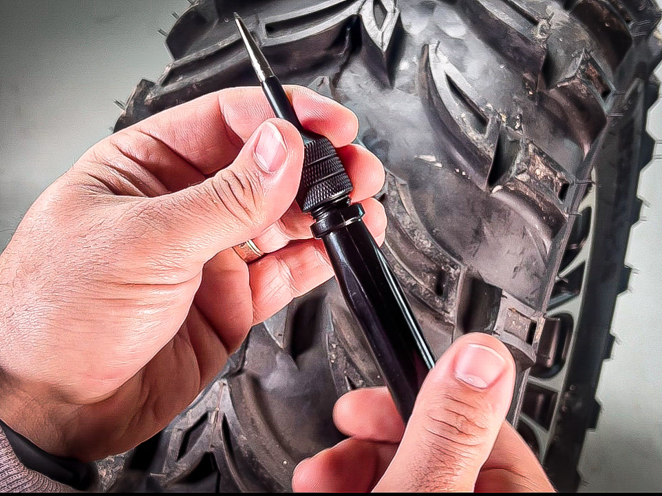 Kit de Reparación de Neumáticos Tubeless Pocket Plugger con CO2